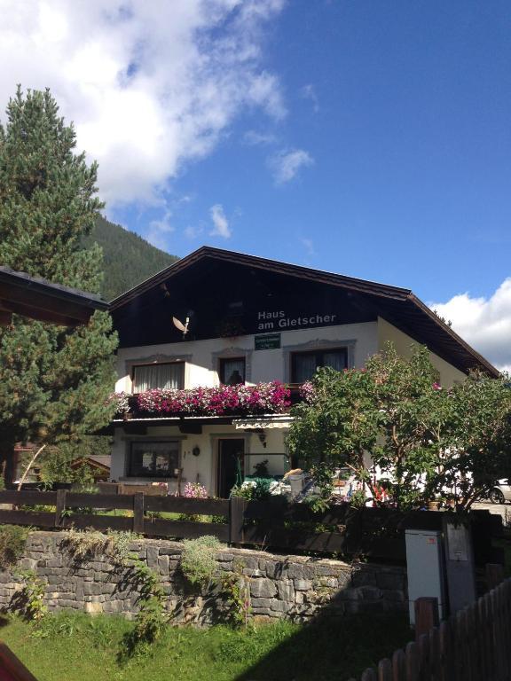 Haus Am Gletscher Neustift im Stubaital Luaran gambar